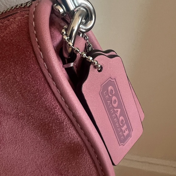NWT COACH SWINGER 20 IN PINK SUEDE - Picture 3 of 4